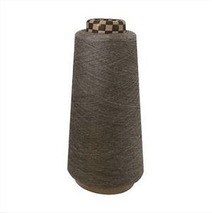 Elektrit juhtiv puuvillane lõng kudumiseks